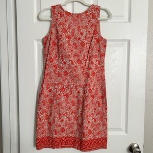 Faded glory red and cream paisley mini shift dress
Size small (4/6)
